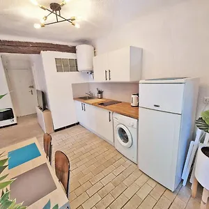 https://gregbnb-t2-design-34m-toulon-est-wifi-fibre.fr-provencehotel.com